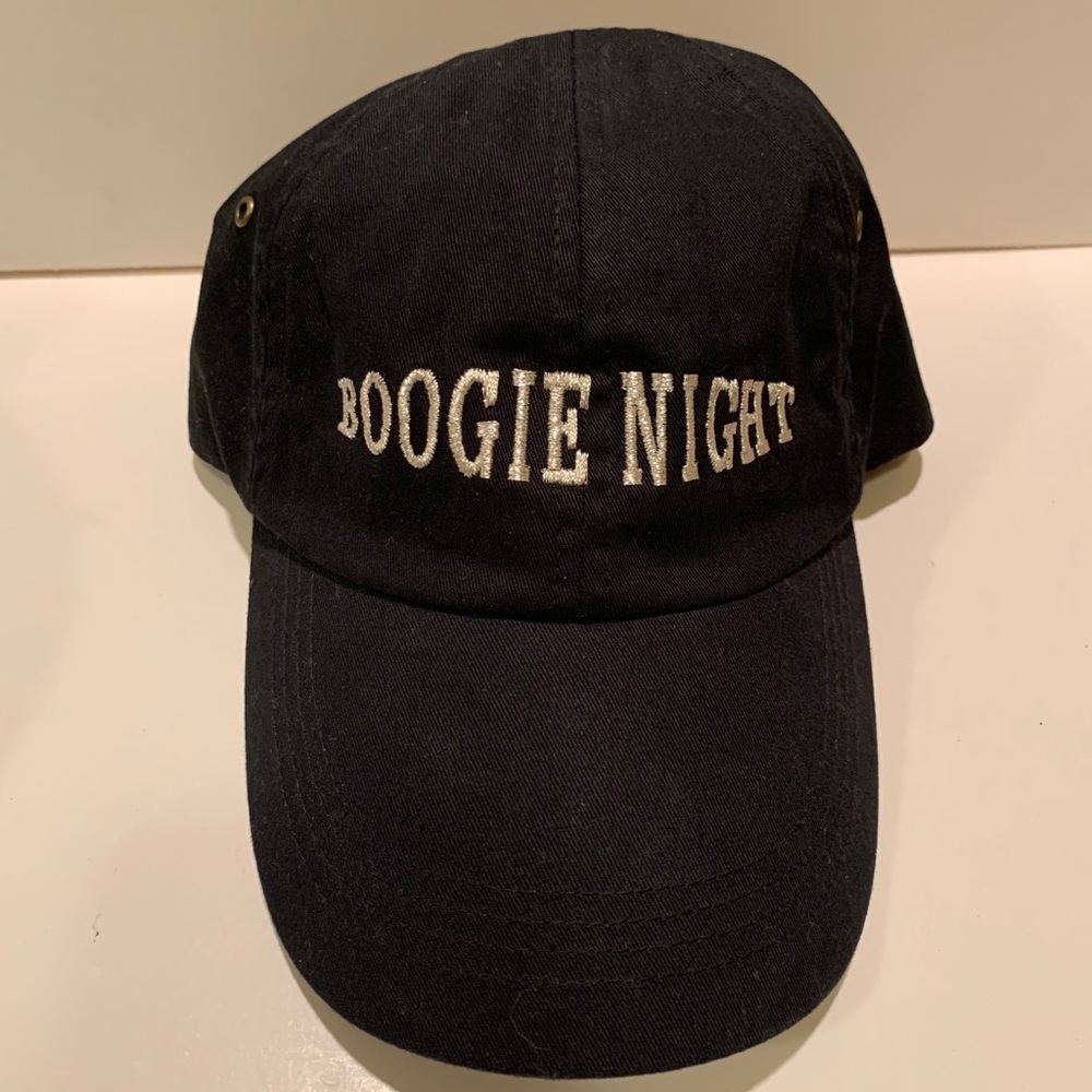 MEN’S BOOGIE NIGHT BASEBALL CAP.